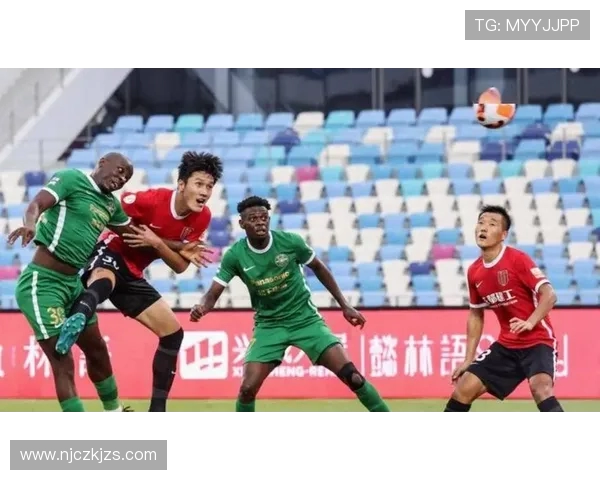 成都蓉城鏖战绿茵巅峰激战再燃展现川蜀足球豪情风采