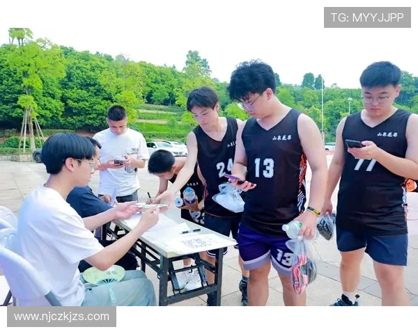 篮球燃动青春逐梦赛场展现团队精神与拼搏力量