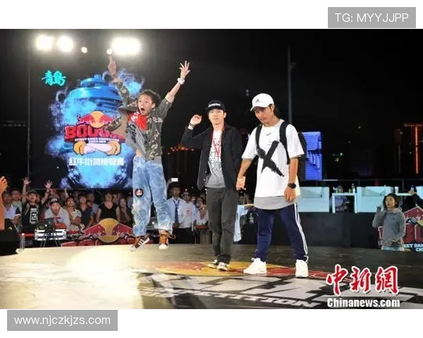 上海街舞队在马拉松大满贯中的耐力挑战与精彩表现分析