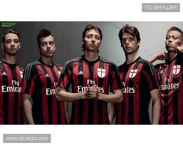 AC米兰与那不勒斯激战正酣 双方力争巩固争冠位置展开激烈较量