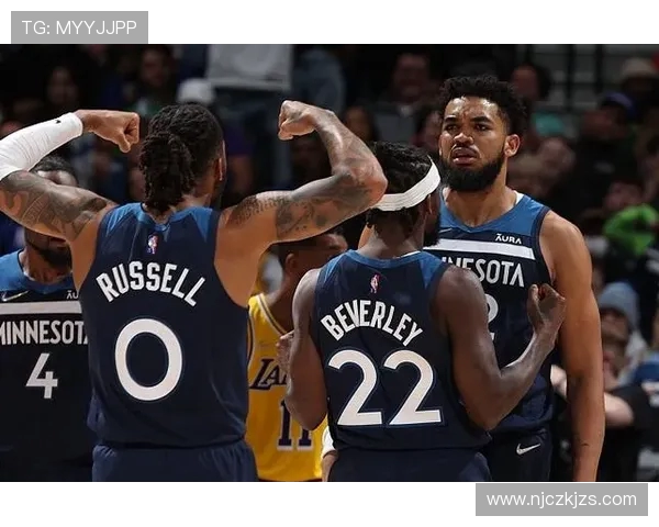 森林狼挑战掘金争夺季后赛席位,精彩对决再掀激烈波澜 森林狼挑战掘金争夺季后赛席位,精彩对决再掀激烈波澜