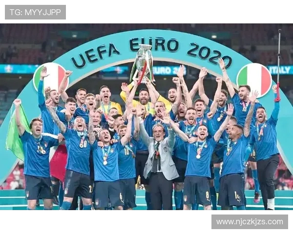 2012年欧洲杯意大利与德国激战回顾精彩瞬间与战术分析