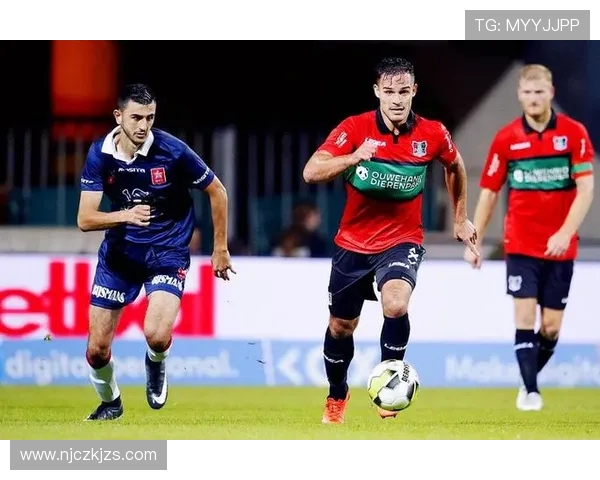 尼奥特与欧塞尔激战在即谁能在法乙赛场中笑到最后